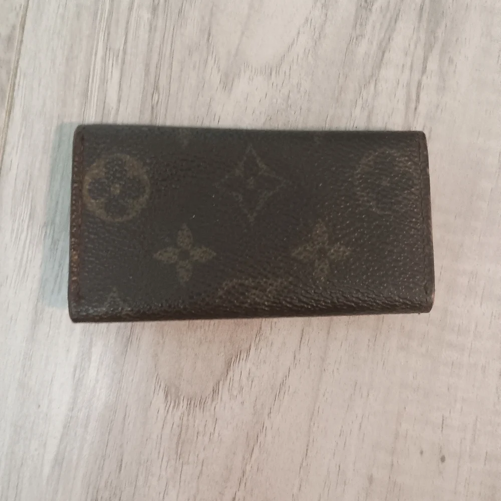 Louis Vuitton Monogram Canvas Multicles Key Holder